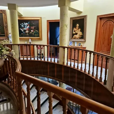 Holiday home Spacious House With Pool And Garden In Congosto