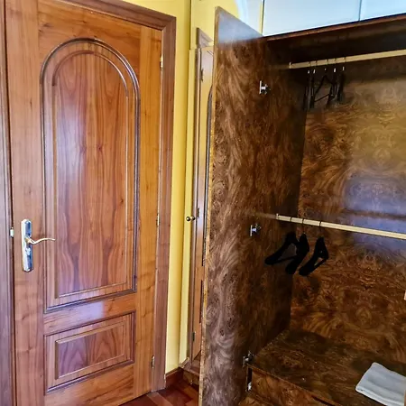 Spacious House With Pool And Garden In Congosto *