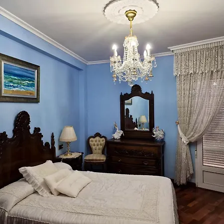 Holiday home Spacious House With Pool And Garden In Congosto